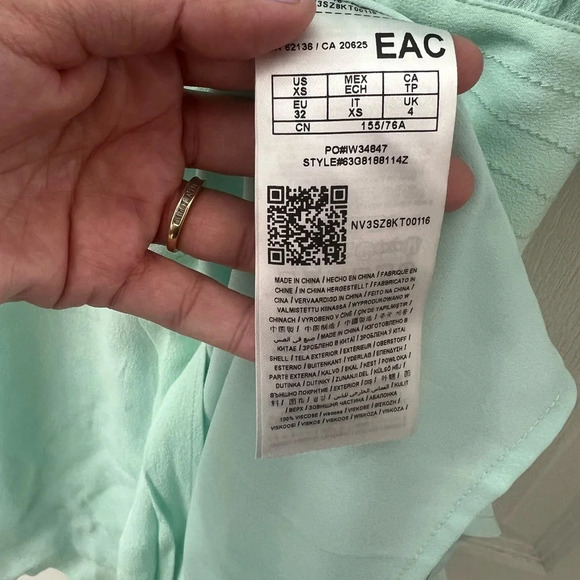 Guess by Marciano flutter sleeve mini dress(Size XS) - Picture 7 of 10